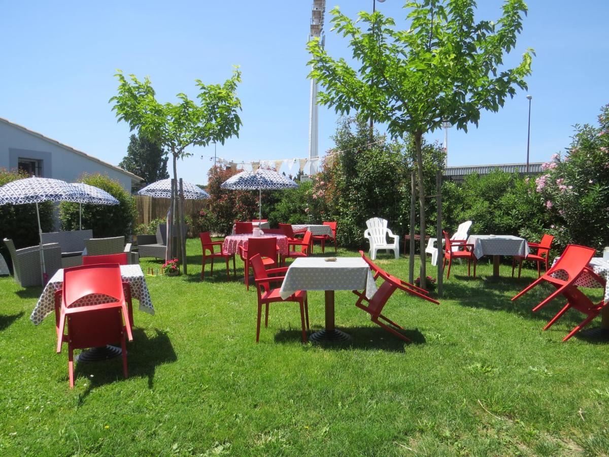 Hotel Kyriad Cap Sud Avignon Ngoại thất bức ảnh